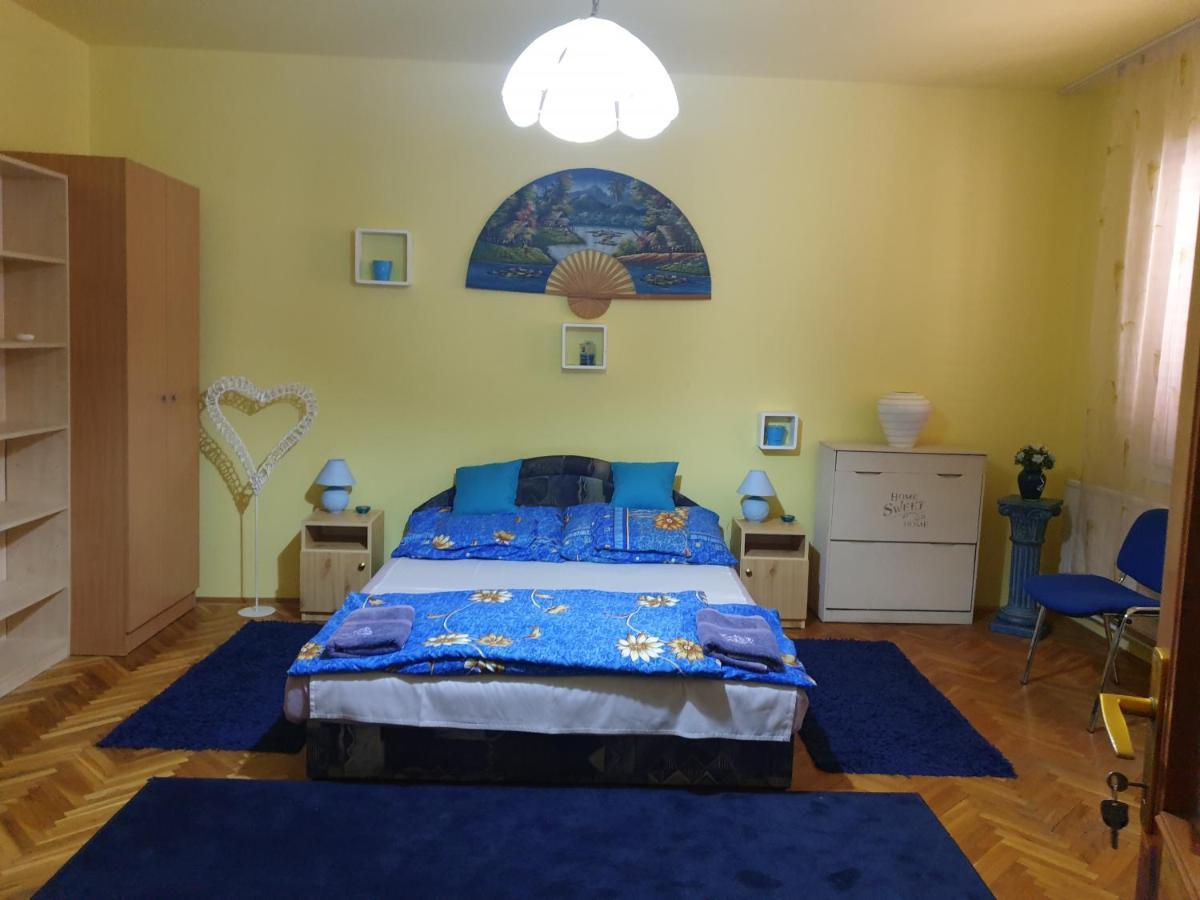 Izisz Debreţin Exterior foto